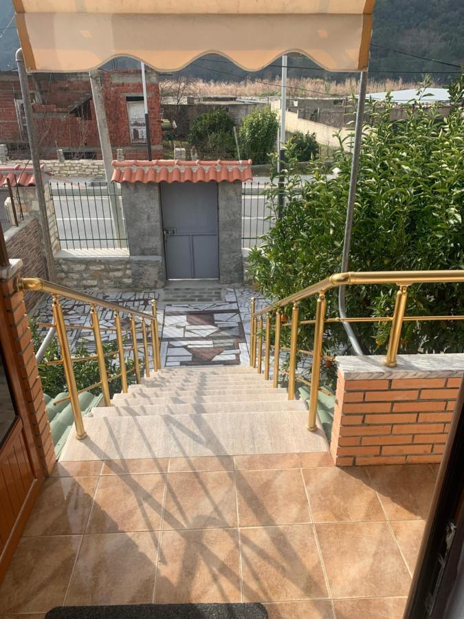 Vila Demaj! Free Parking Berati Exterior foto