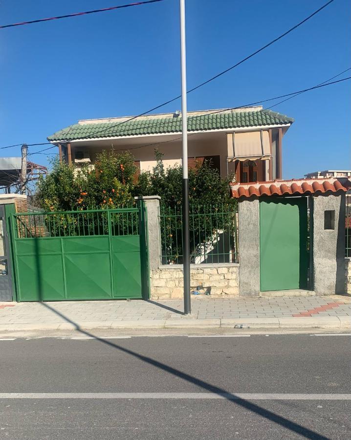 Vila Demaj! Free Parking Berati Exterior foto